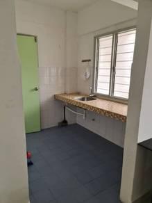 Kitchen – Flat at Pangsapuri Teratai, Shah Alam, photo 2