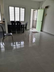 Living & dining – Flat at Pangsapuri Teratai, Shah Alam, photo 1