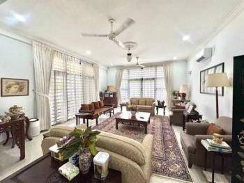 Banglo di Kampung Tunku SS1, Petaling Jaya, foto 4