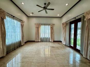 Bungalow at Jalan Menara Bukit Jelutong, Bukit Jelutong, photo 3