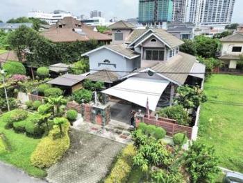 Bungalow at SS 12, Subang Jaya, photo 1