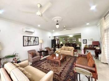 Banglo di Kampung Tunku SS1, Petaling Jaya, foto 6