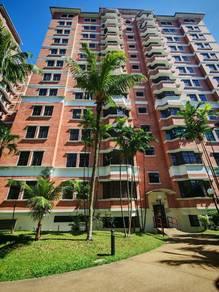 Luaran – Kondominium di Putra Indah Condominium, Seri Kembangan, foto 2