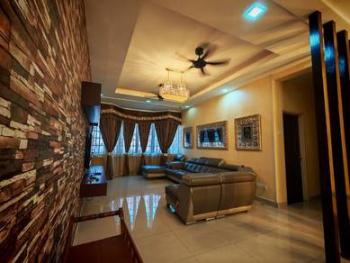 Ruang tamu & makan – Kondominium di Putra Indah Condominium, Seri Kembangan, foto 6