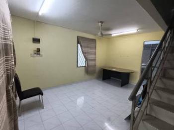 Ruang tamu & makan – Rumah di Taman Johor Jaya, Johor Bahru, foto 1