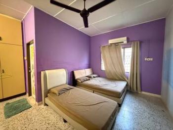 Bedroom – House at Jalan Delima, Bukit Beruang, photo 5