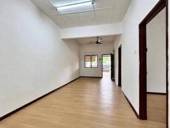Rumah di Taman Banting Baru, Banting, foto 3