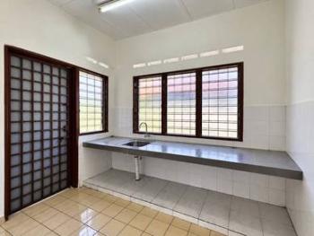 Rumah di Taman Banting Baru, Banting, foto 9