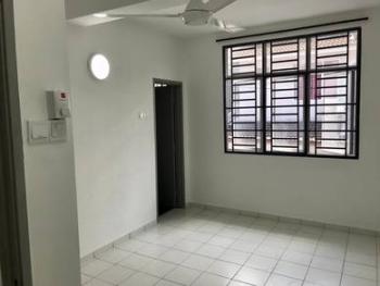 Kampung Aman Larkin, Johor Bahru的房屋，照片9