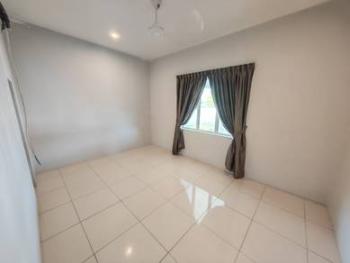 Bedroom – Bungalow at Meru Hills, Ipoh, photo 10