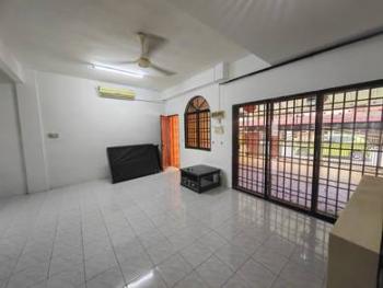 Living & dining – House at Taman Syabas, Ipoh, photo 1