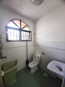 Bathroom – House at Taman Syabas, Ipoh, photo 9