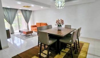 客厅/饭厅 – Cyber Heights Villa, Cyberjaya的共管公寓，照片2
