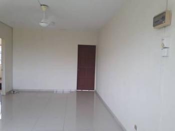PKNS seksyen 24, Shah Alam的平层住宅，照片1