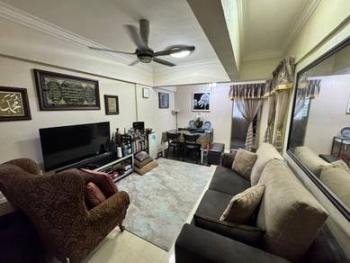 Flat PKNS Seksyen 24, Shah Alam的平层住宅，照片1