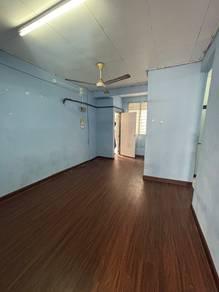Larkin Perdana, Johor Bahru的平层住宅，照片2