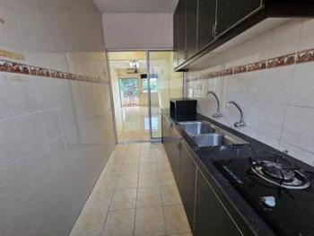 Townhouse at Taman Bukit Serdang, Seksyen 8, Seri Kembangan, photo 3