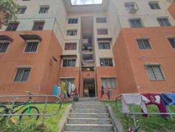 Sri Meranti, Bandar Sri Damansara的公寓，照片1
