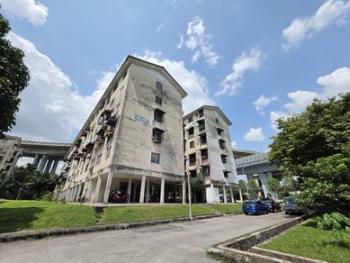 Flat at Gugusan Seroja, Kota Damansara, photo 1