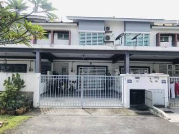 House at Taman Emas, Dengkil, photo 1