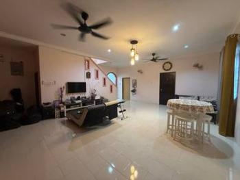 Banglo di TAMAN TUNKU SARINA, Jitra, foto 9