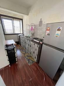 Flat at Sungai Batu (Blok 8), Teluk Kumbar, photo 9