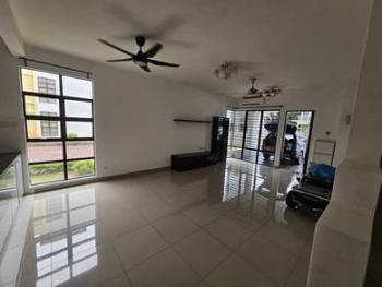 Townhouse at 16 Sierra, Puchong, photo 2
