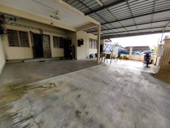 House at Taman Perdana, Port Dickson, photo 3