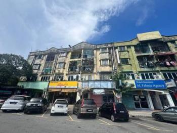 Flat at Taman Sri Andalas, Klang, photo 1