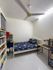 Apartmen di Putra Indah, Seri Kembangan, foto 5