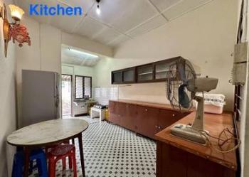 Kitchen – House at Poh Kwong Park, Kuching, photo 3