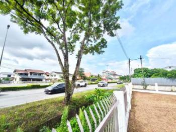 Rumah di Laksamana Cheng Ho 1, Kuching, foto 4