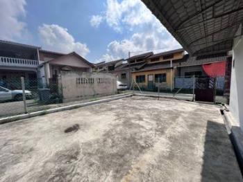 House at Jalan Seroja 11, Tebrau, photo 6