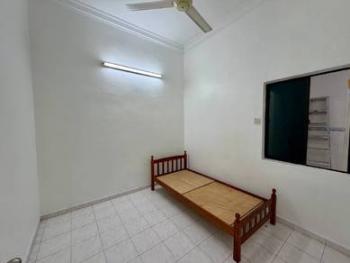 卧室 – Taman Pengkalan Barat, Ipoh的房屋，照片6