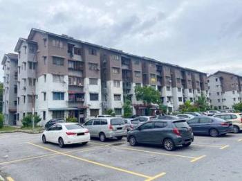 Apartmen di U20, Taman Wawasan, Puchong, foto 5