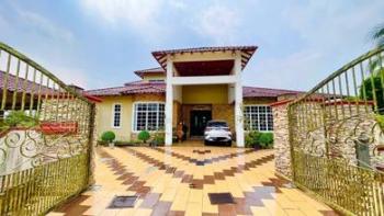 Bungalow at Jalan Pekaka Seksyen 8, Kota Damansara, photo 1
