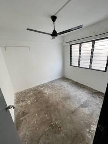 Flat at Desa Serdang, Seri Kembangan, photo 4