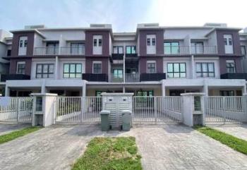 Townhouse at Bandar Puteri Bangi, Bangi, photo 1