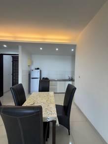Living & dining – Condominium at Wellesley Residence, Butterworth, photo 2
