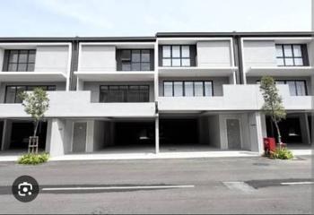Villa at Taman Bukit Serdang, Seri Kembangan, photo 1