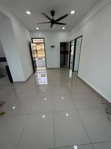 Jalan Camar, Taman Perling, Perling的平层住宅，照片4