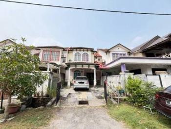 House at Lorong Gugusan Alam, Puncak Alam, photo 1