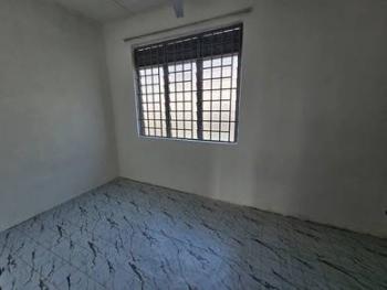 Jln Ros Merah, Taman Johor Jaya, Plentong的房屋，照片6