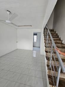 Jln Ros Merah, Taman Johor Jaya, Plentong的房屋，照片2