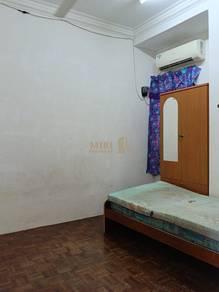 Lorong Desa Senadin 2C, Miri的房屋，照片8
