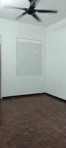 Apartmen di TAMAN USAHANIAGA, Bukit Mertajam, foto 5