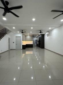 Living & dining – House at SEJATI LAKESIDE, Cyberjaya, photo 1