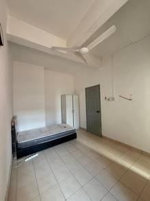 Rumah Bandar di Luyang Perdana, Luyang, foto 4