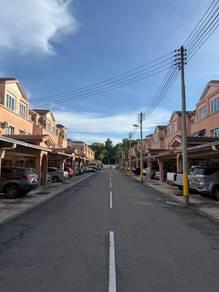 Rumah Bandar di Luyang Perdana, Luyang, foto 1