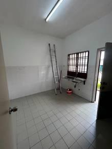 JALAN UTAMA, MUTIARA RINI, Johor Bahru的房屋，照片7